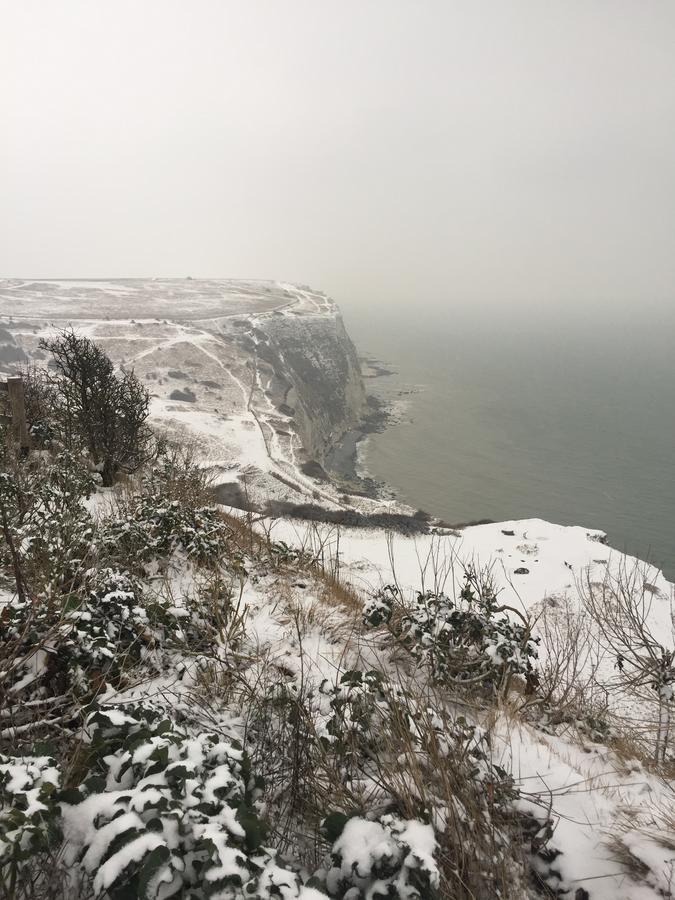 The White Cliffs Hotel Сент-Маргарет-эт-Клиф Экстерьер фото